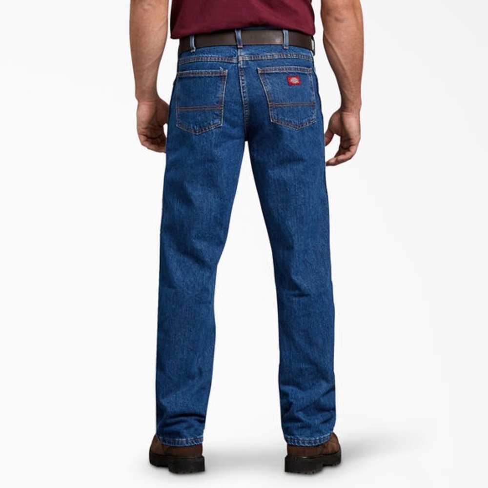 Levi’s Men’s Straight Leg Regular Fit Jeans in Dark Blue wash Size: W32 x L29